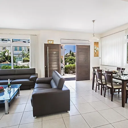 Villa Beautiful 5 Star Holiday In A Prime Location In Protaras, Book Early To Secure Your Dates, 1257
