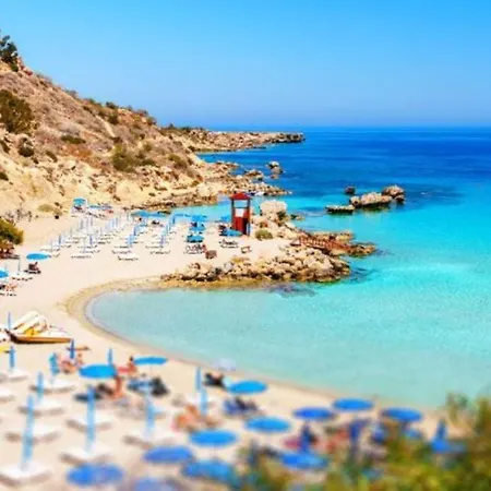 Villa Beautiful 5 Star Holiday In A Prime Location In Protaras, Book Early To Secure Your Dates, 1257 Protaras