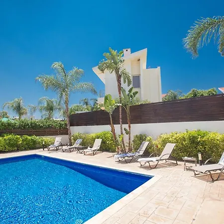 Beautiful 5 Star Holiday In A Prime Location In Protaras, Book Early To Secure Your Dates, 1257 Villa