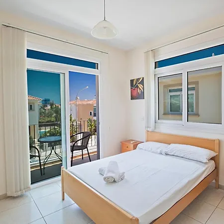 Beautiful 5 Star Holiday In A Prime Location In Protaras, Book Early To Secure Your Dates, 1257 Villa Protaras
