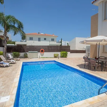 Villa Beautiful 5 Star Holiday In A Prime Location In Protaras, Book Early To Secure Your Dates, 1257